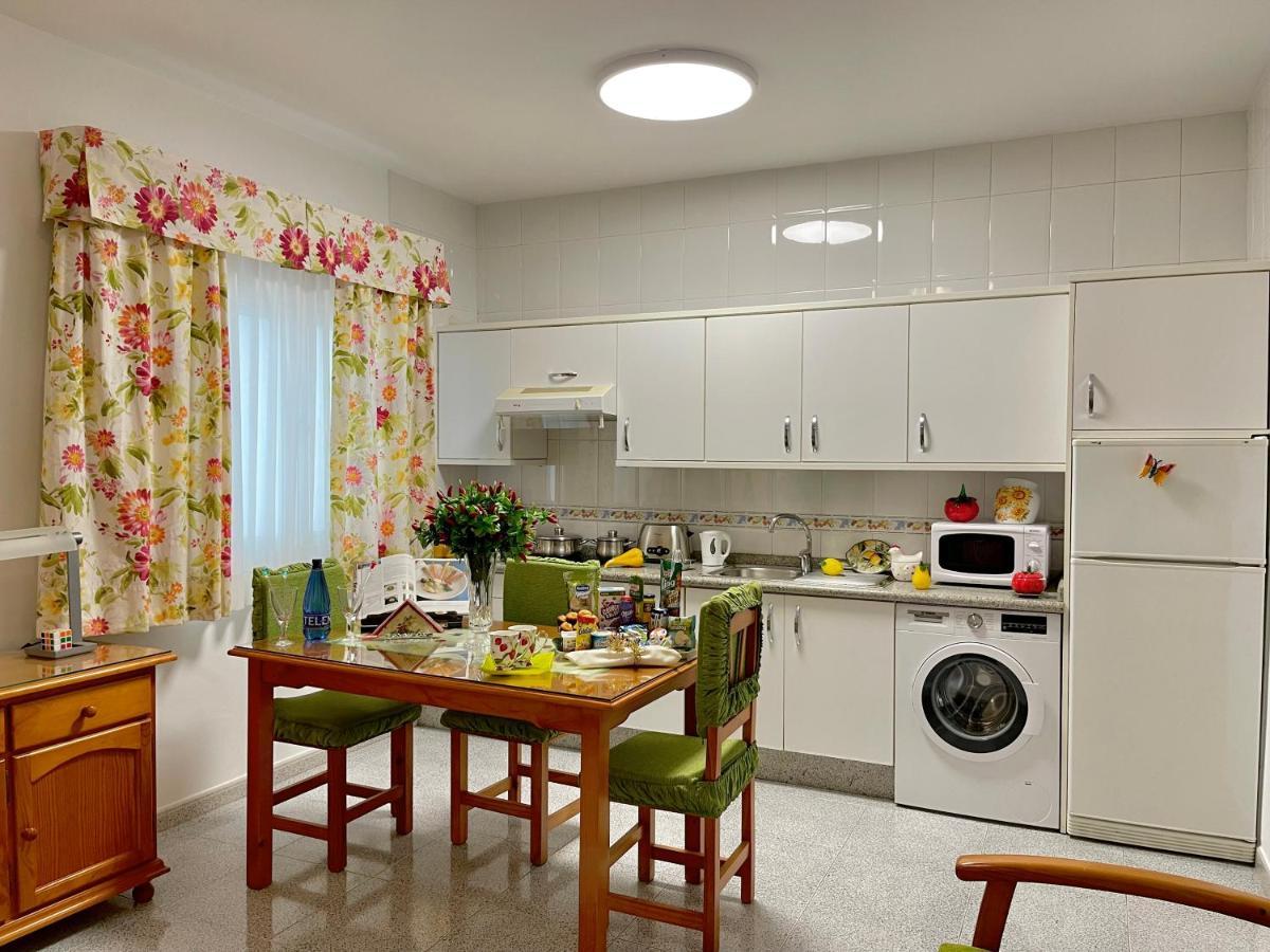 Emycanarias Holiday Homes Vecindario Vecindario  Εξωτερικό φωτογραφία